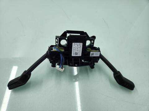Foto 3ª: Mando Multifuncion Volkswagen Touran ADVANCE BMT 116CV 85KW [DGDA] (2018)