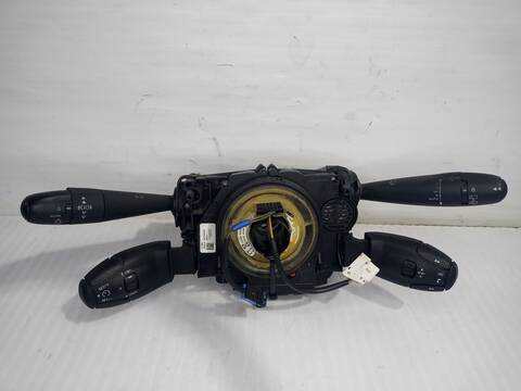 Mando Multifuncion Peugeot 3008 STYLE 114CV 84KW