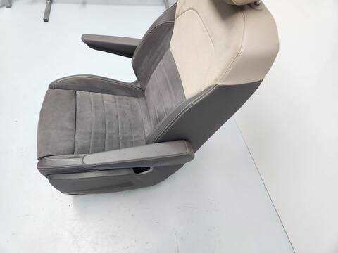Foto 2ª: Asiento Delantero Derecho Volkswagen Transporter T7 MULTIVAN ST) LIFE EHYBRID [DGEA] (2022)