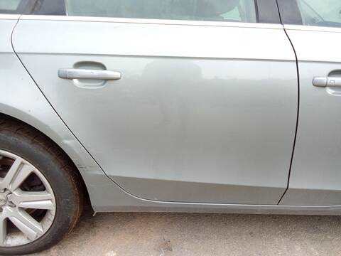 Foto 2ª: Puerta Trasera Derecha Audi A4 2.7 TDI 190CV 140KW [CAMA,CGKA] (2011)