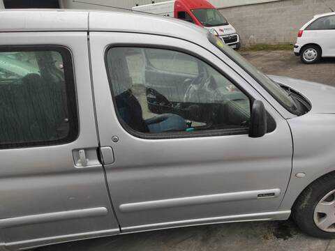Foto 1ª: Puerta Delantera Derecha Citroen Berlingo RHY (2002)