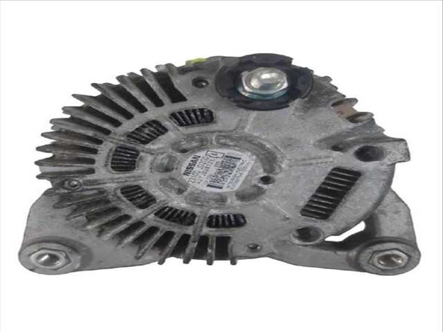 Foto 1ª: Alternador Nissan Qashqai 2.0 (2006)