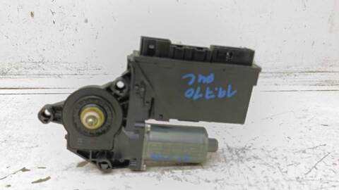 Foto 2ª: Elevalunas Eléctrico Trasero Derecho Audi A4 2.0 BERLINA 130CV 96KW [ALT] (2005)