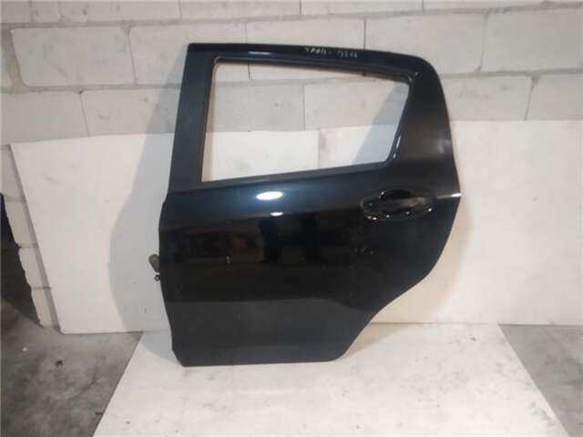 Puerta Trasera Izquierda Toyota Yaris 1.5 ACTIVE [1.5 LTR. - 82 KW 16V CAT]