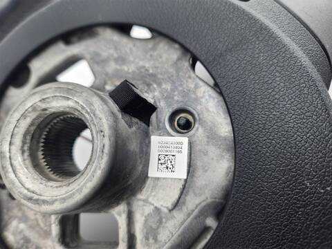 Foto 3ª: Volante Mini Mini ONE D 95CV 70KW [B37C15K0] (2015)