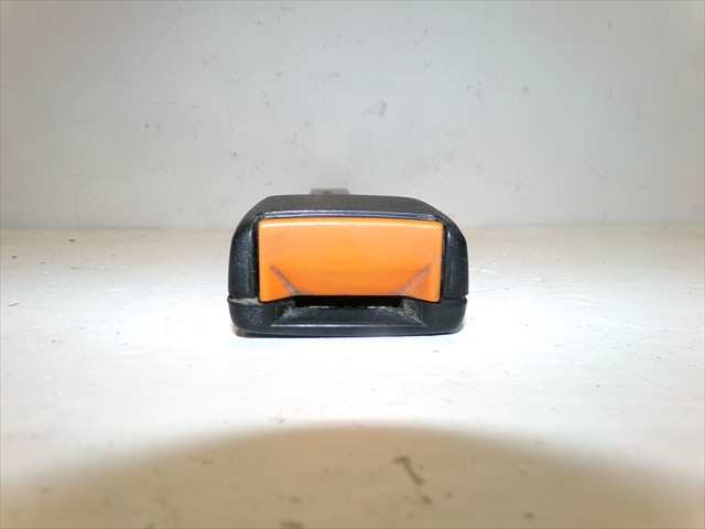 Foto 2ª: Cinturón Delantero Izquierdo Volkswagen Golf 1.6 G SERIE 3 ,1992-1998 [ABU] (1993)
