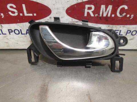 Maneta Interior Delantera Derecha Nissan Qashqai 1.5 TD CAT 110CV 81KW