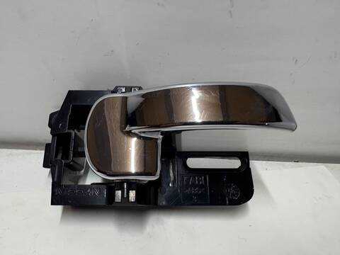 Foto 2ª: Maneta Interior Delantera Derecha Nissan Qashqai K9K (2010)