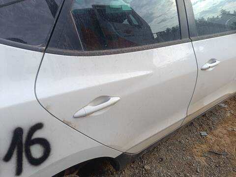 Puerta Trasera Derecha Hyundai ix35 STYLE 2WD 116CV 85KW