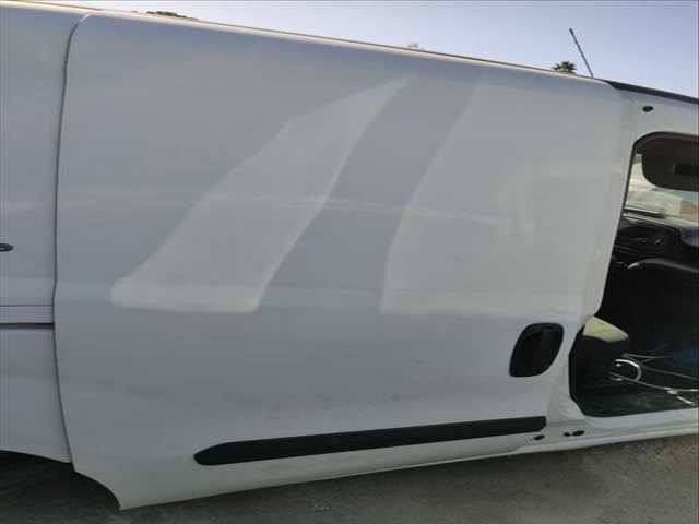 Foto 2ª: Puerta Trasera Derecha Fiat Doblo BASE FURGON 90CV 66KW (2014)
