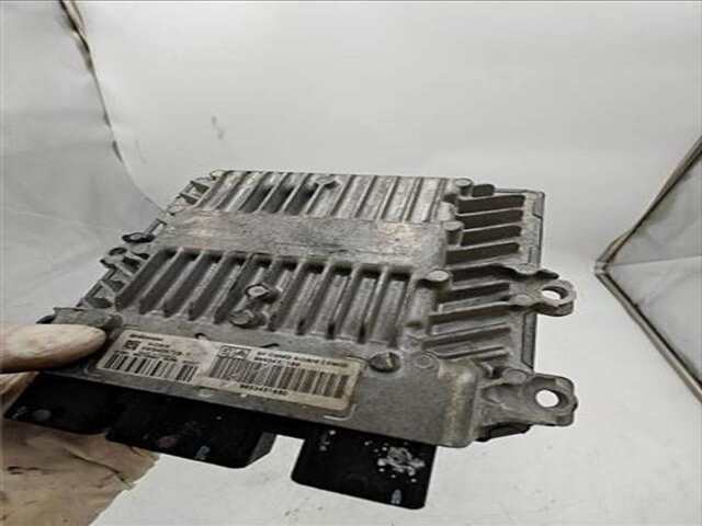 Foto 3ª: Centralita Motor ECU Citroen C2 1.4 AUDACE [1.4 LTR. - 50 KW HDI] [8HZ]