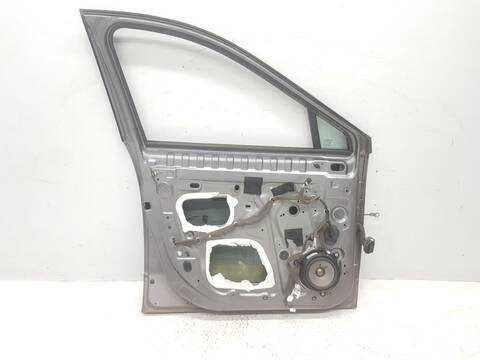 Foto 3ª: Puerta Delantera Izquierda Renault Scenic BOSE EDITION [R9M402] (2011)