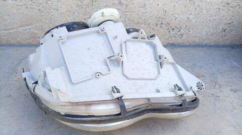 Foto 4ª: Faro Izquierdo Mercedes Clase C 160 180 COMPRESSOR 203.046) BERLINA 143CV 105KW [M271946] (2004)