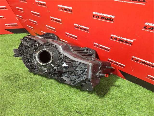 Foto 4ª: Deposito AdBlue Citroen Jumper 2.2 33 L2H1 BLUEHDI 140 [2 2 LTR. - 103 KW BLUE-HDI FAP CAT] 140CV FURGON [4H03] (2022)