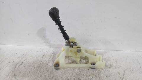 Foto 2ª: Palanca de Cambio Kia Ceed 1.6 CRDI HATCHBACK ED) [D4FB] (2007)