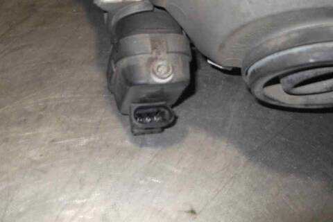 Foto 3ª: Faro Derecho Nissan Primastar 2.5 DCI DIESEL CAT 135CV 99KW [G9U B7] (2006)