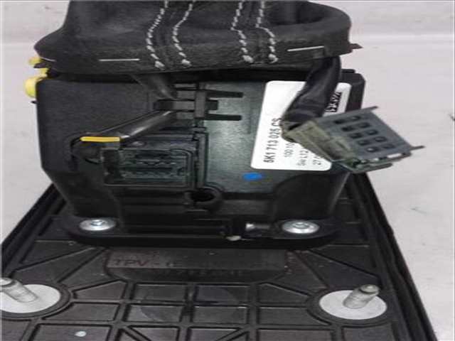 Foto 3ª: Palanca de Cambio Volkswagen Scirocco R 280CV 206KW [CDL]