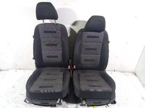 Foto 2ª: Asientos Traseros Volkswagen Tiguan SPORT 140CV 103KW [CBAB] (2008)