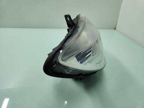 Foto 4ª: Faro Derecho Mercedes Sprinter 210/213/216 CDI 906.611/613) 95CV 70KW CAJA CERRADA [651955] (2013)