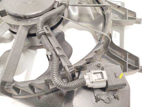 Foto 3ª: Electroventilador Hyundai i20 1.2 84CV 62KW [G4LF] (2023)