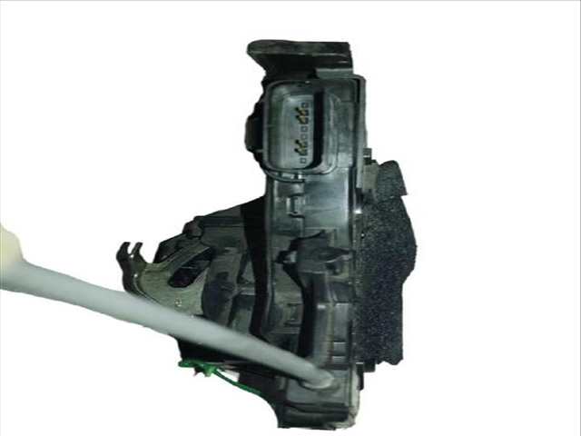 Foto 2ª: Cerradura Puerta Trasera Derecha Kia Stonic 1.0 T-GDI (2017)