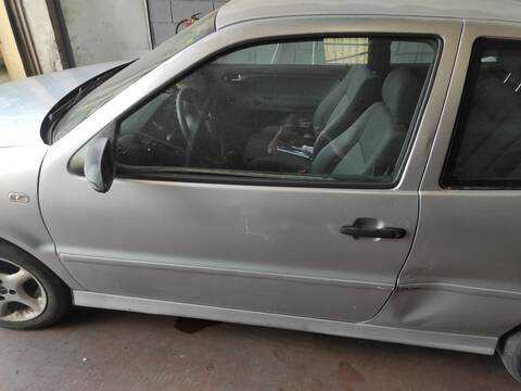 Puerta Delantera Izquierda Volkswagen Polo AUA BERLINA