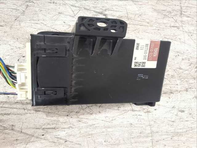 Centralita Motor ECU Toyota Auris 1.6 ZRE151_) 124CV 91KW