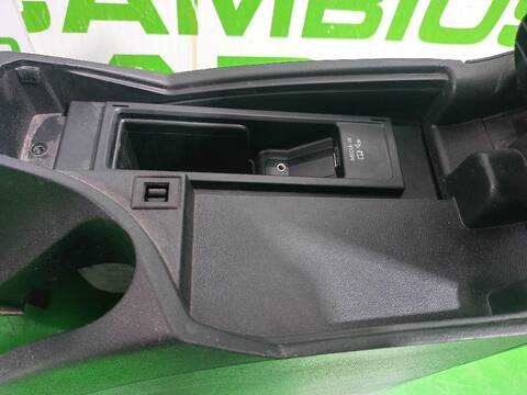 Foto 3ª: Consola Central Seat Altea STYLE ECOMOTIVE 105CV [CAYC] (2006)