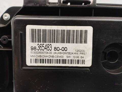 Foto 2ª: Cuadro de Instrumentos DS 7 E-TENSE 4X4 SO CHIC 299CV [5G06] (2020)