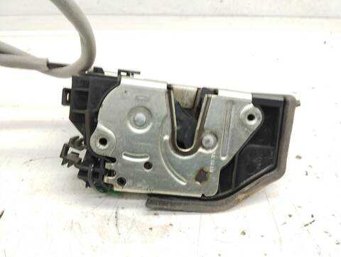 Foto 3ª: Cerradura Puerta Delantera Derecha Bmw Serie 1 114 118D BERLINA 143CV 105KW [N47D20A] (2008)