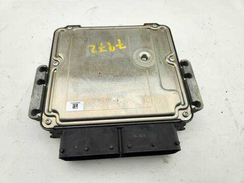 Foto 3ª: Centralita Motor ECU Hyundai i30 KLASS 95CV 70KW [D4FB] (2017)