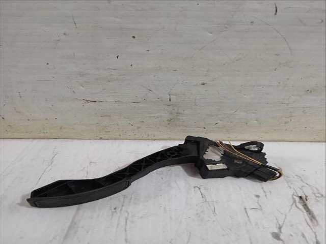 Foto 3ª: Pedal Acelerador Toyota Auris 1.33 DUAL-VVTI NRE150_) 101CV [1NR-FE] (2006)