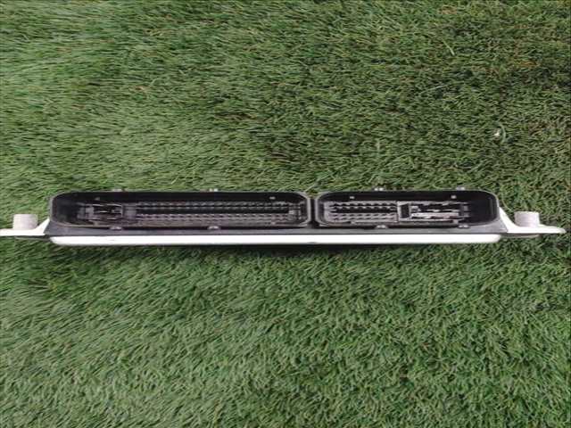 Foto 2ª: Centralita Motor ECU Volkswagen Passat V6 TDI HIGHLINE 150CV 110KW (2000)