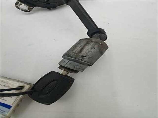 Foto 2ª: Cerradura Capot Ford Focus 1.6 TREND [1.6 LTR. - 74 KW 16V CAT]