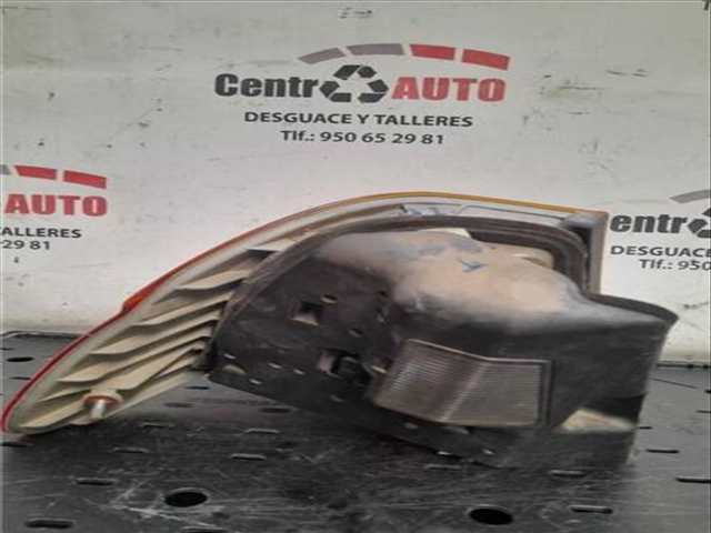 Foto 3ª: Piloto Trasero Derecho Bmw Serie 3 315 320D BERLINA 136CV 100KW
