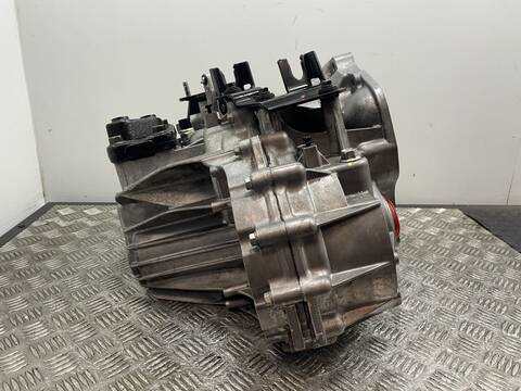 Foto 2ª: Caja Cambios Ssangyong Tivoli 673910 (2016)