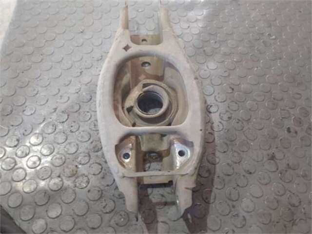 Brazo Suspension Trasero Derecho Bmw Serie 1 114 2.0 120D [2.0 LTR. - 130 KW TURBODIESEL CAT]