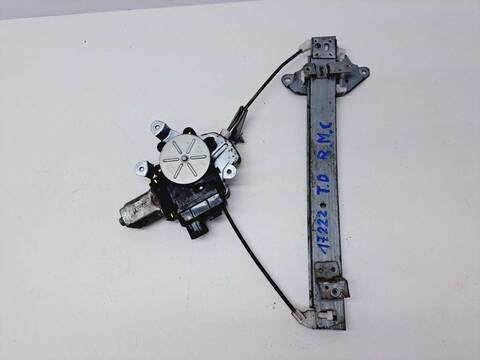 Elevalunas Manual Trasero Derecho Mitsubishi Outlander 2.0 2WD 136CV 100KW