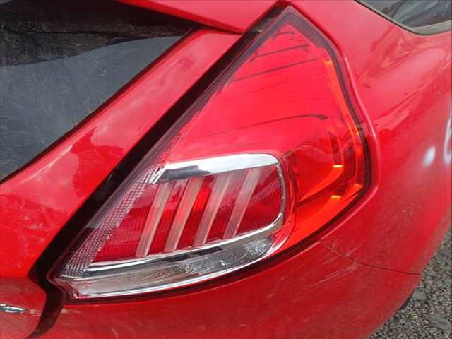 Piloto Trasero Derecho Ford Fiesta YYJB