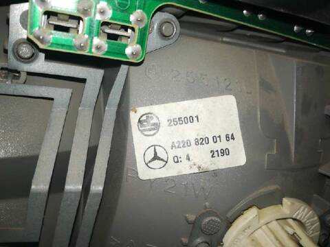 Foto 4ª: Piloto Trasero Izquierdo Mercedes Clase S 220 BERLINA 224CV 165KW