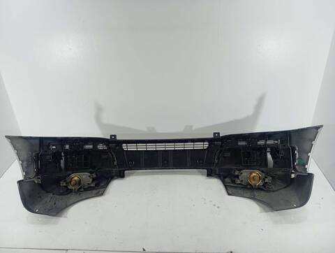 Foto 2ª: Paragolpes Delantero Volvo XC 90 D5 EXECUTIVE 7 ASIENTOS) 136KW) 185CV [D5244T4] (2004)