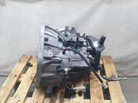 Foto 2ª: Caja Cambios Renault Master L1H1 KA 35T (2011)