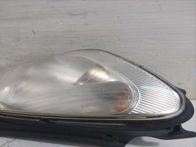 Foto 3ª: Faro Derecho Kia Carens 2.0 CRDI 140 140CV [D4EA] (2006)