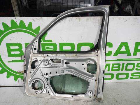 Foto 3ª: Puerta Delantera Derecha Citroen Berlingo 1.9 D 600 FURG. 69CV 51KW [WJZ] (2005)