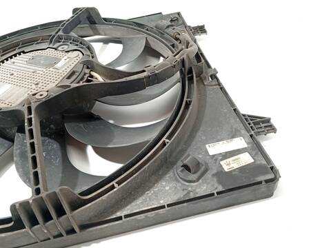 Foto 3ª: Electroventilador Maserati Levante 3.0 D Q4 275CV 202KW [M 16164 D] (2017)