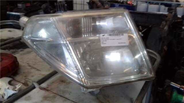 Faro Derecho Nissan Pathfinder 2.5 DCI 4WD