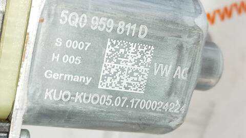 Foto 4ª: Elevalunas Manual Trasero Izquierdo Volkswagen Golf EDITION 116CV 85KW [DDY] (2017)