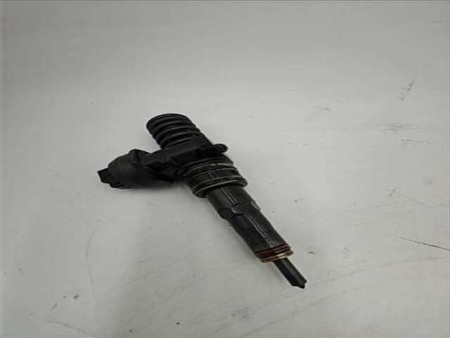 Foto 2ª: Inyectores Volkswagen Golf 1.9 ADVANCE [1.9 LTR. - 77 KW TDI] [BXE]