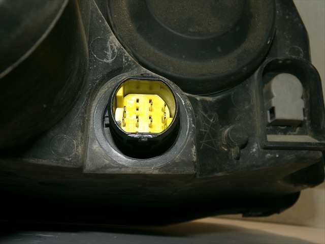 Foto 3ª: Faro Izquierdo Fiat Punto 1.2 G 2003-2006 [188A4000] (2004)