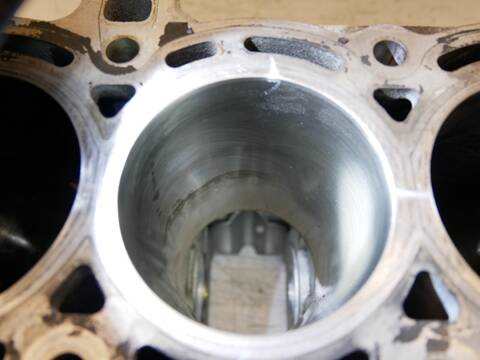 Foto 3ª: Bloque Motor Ford Fiesta 90 CV 66KW [FHA] (2000)